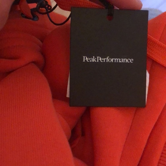 Peak performance orange hoody brand new SMALL - Picture 2 of 2